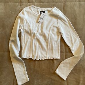 long sleeve crop top